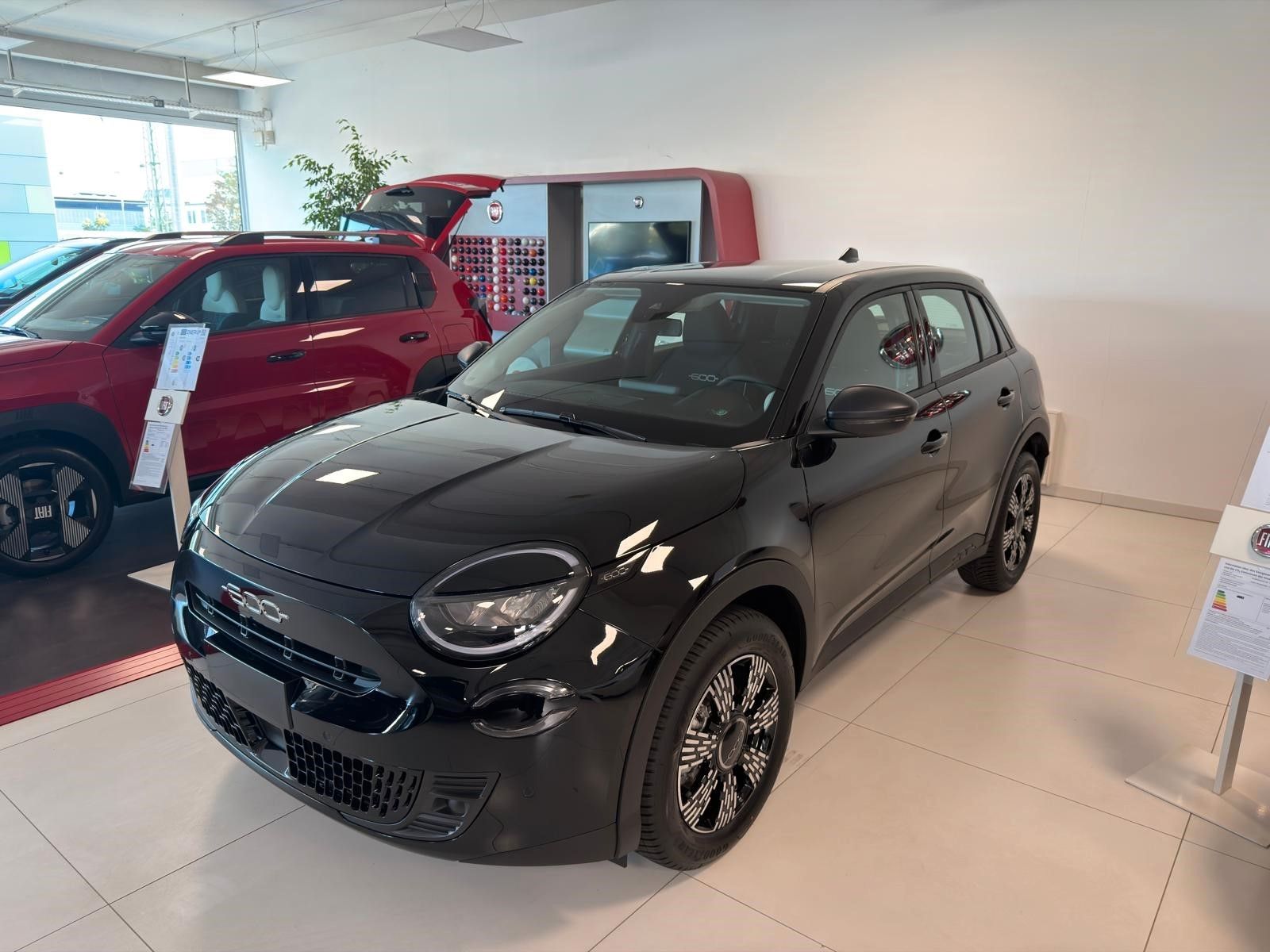Fiat 600 Hybrid DCT Business Edition Allwettereifen