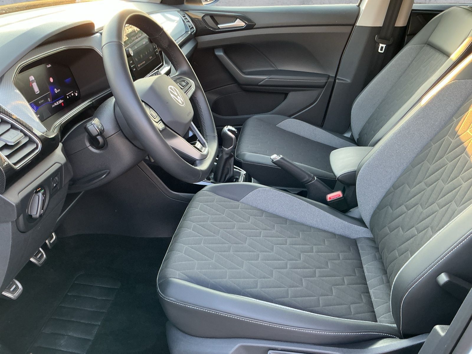 Volkswagen T-Cross - Bild 12