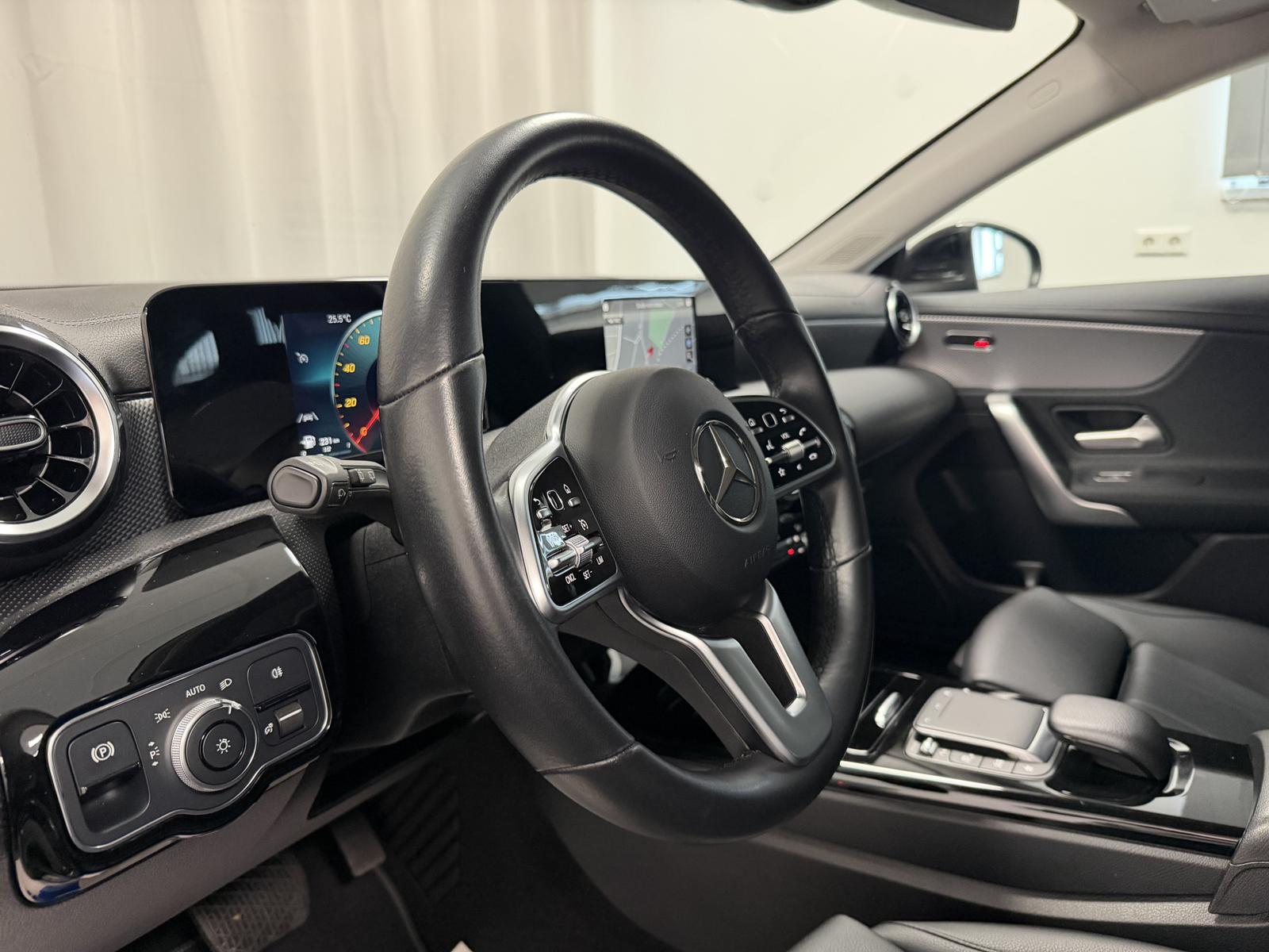Mercedes-Benz CLA d Aut. Shooting Brake Urban LED Leder, миниатюра 10