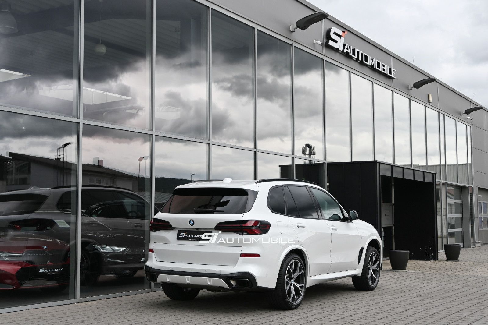 Fahrzeugabbildung BMW X5 xDr.30d M-Sport Pro °UVP 127.740€°EXKL.-PAKET