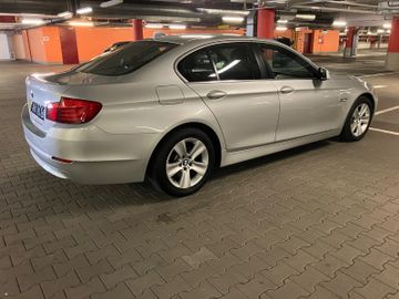 BMW 520 - 7