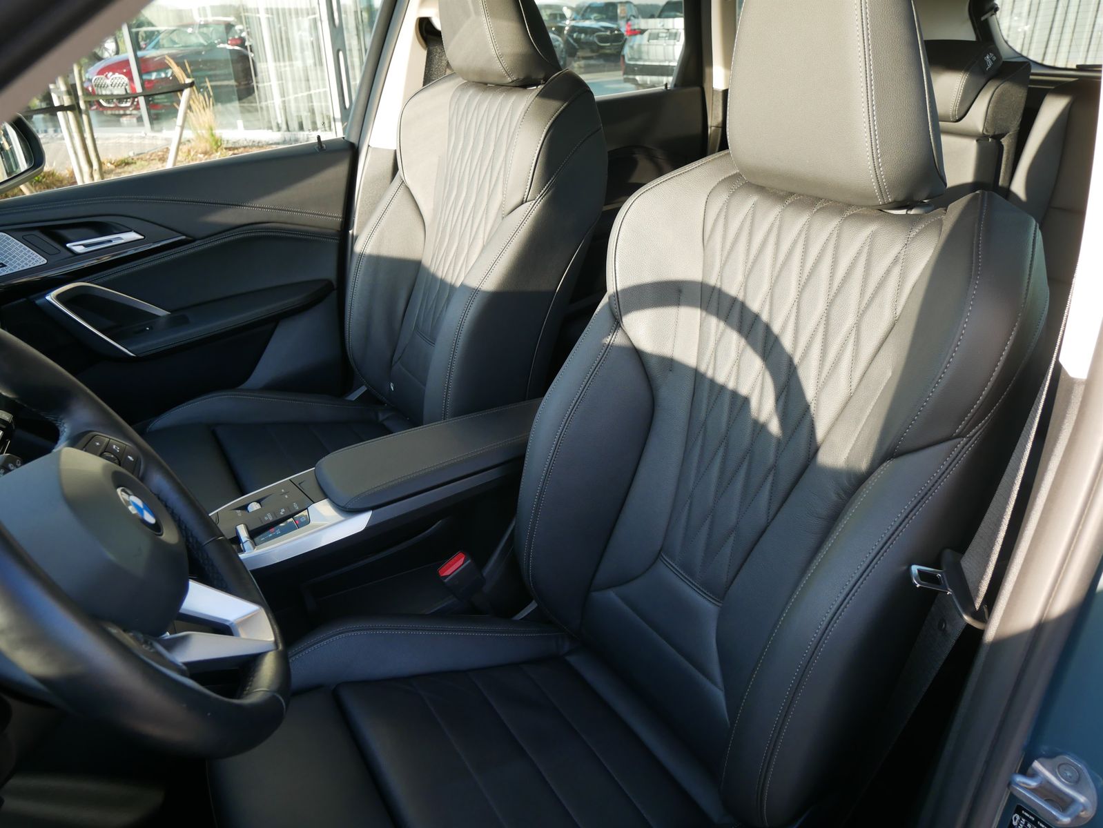 BMW X1 xDrive20d xLine Head-Up HK HiFi DAB LED Shz foto 10