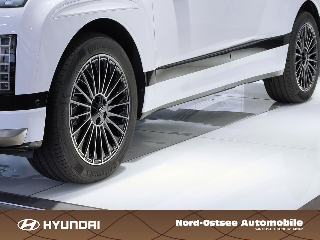 Fahrzeugabbildung Hyundai IONIQ 9 UNIQ Pano-Glas-Schiebedach Swivel Paket