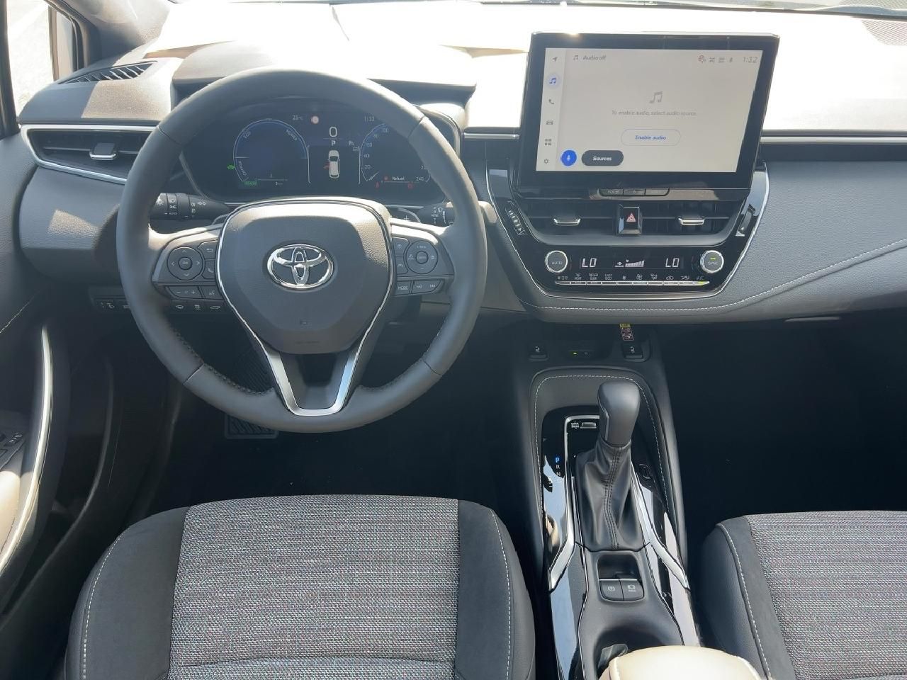 Fahrzeugabbildung Toyota Corolla TS 2,0 Hybrid Teamplayer *Technikpaket