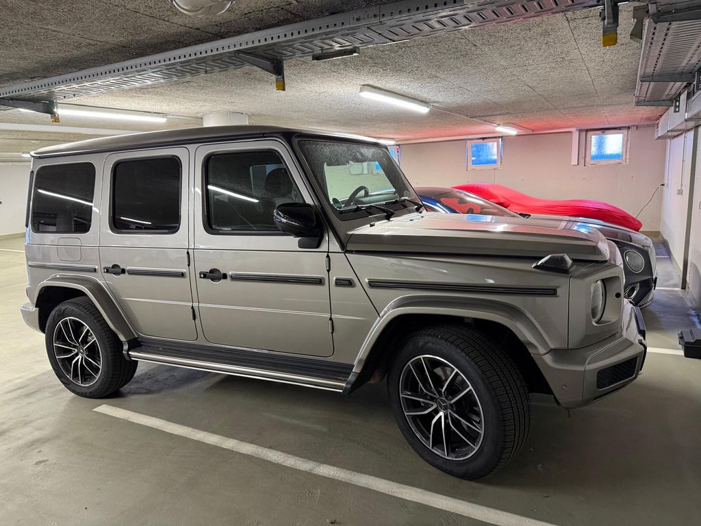 Image of Mercedes-Benz G 400