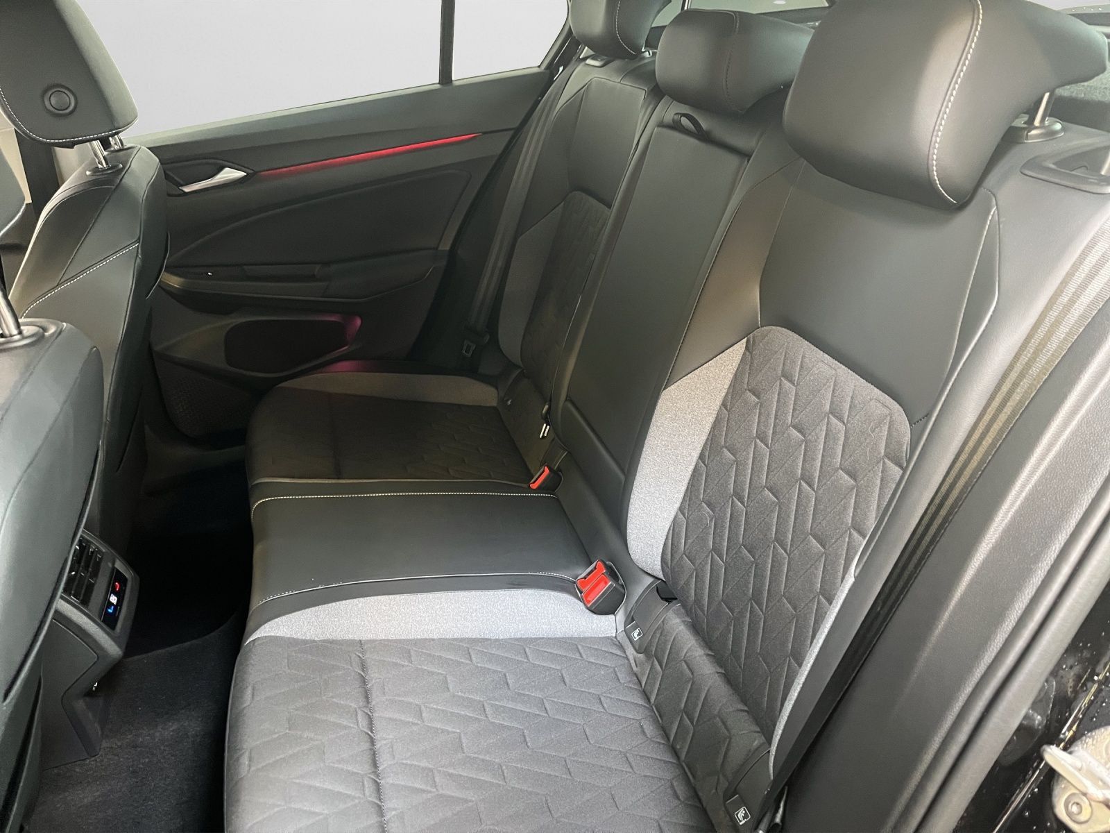 Volkswagen Golf - Bild 15