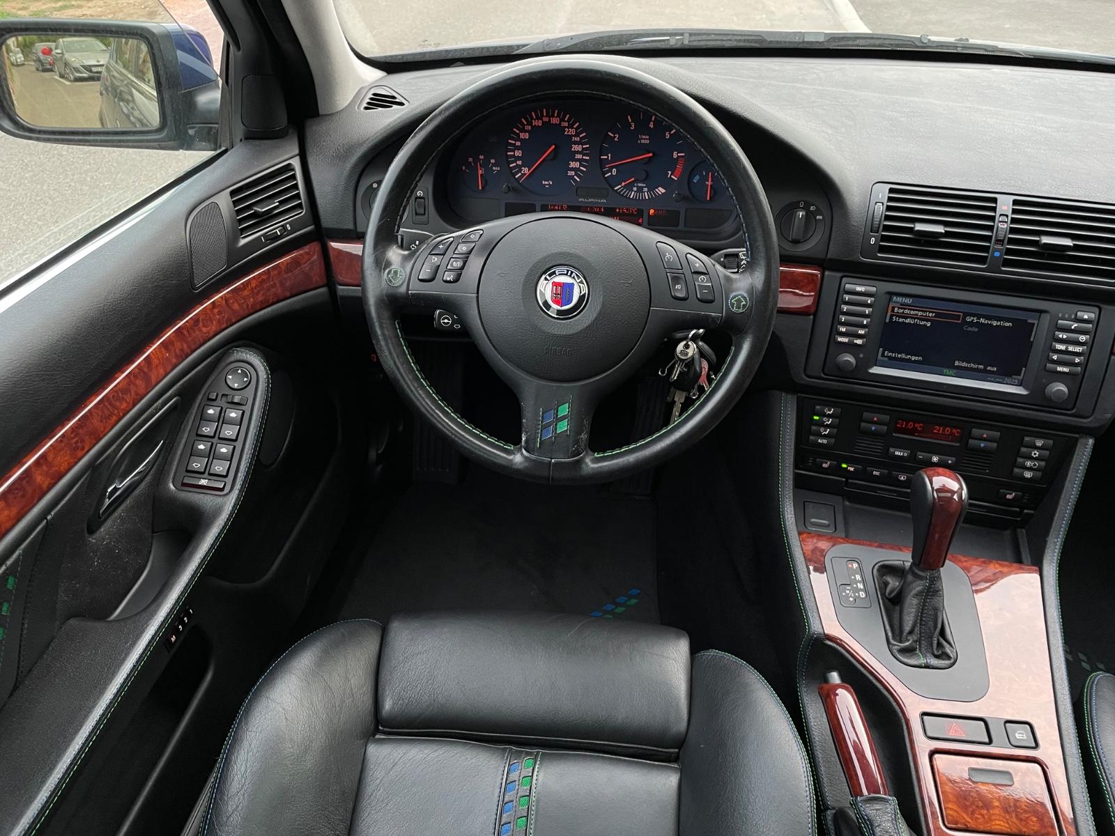 ALPINA Alpina B10 V8S 1 von 188 1. Hand Scheckheft BMW 