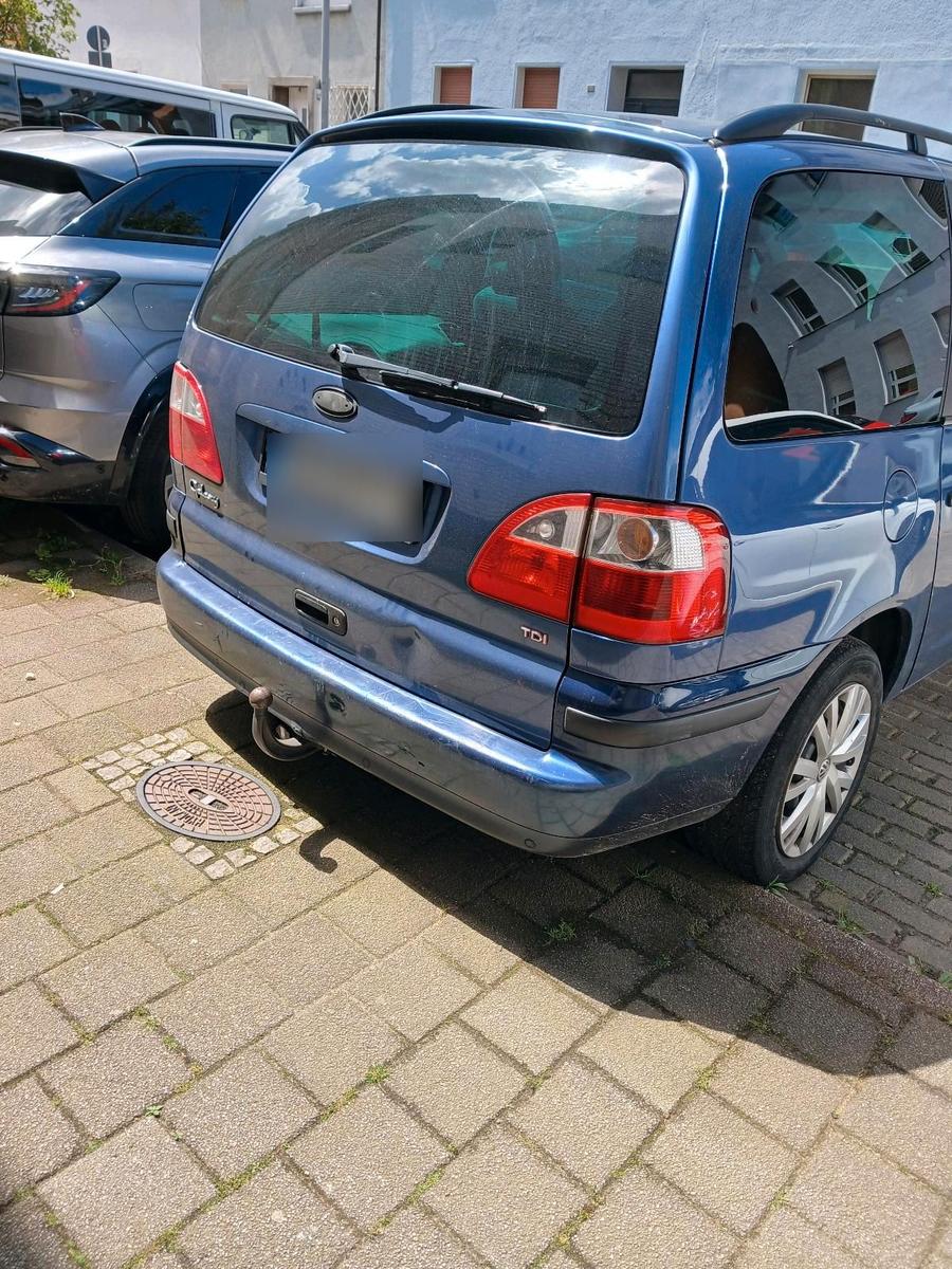 Ford Galaxy 2005 — photo 6