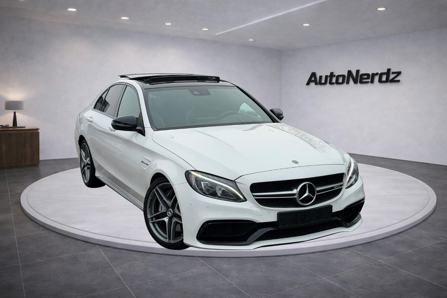 Mercedes-Benz C 63 AMG/Panorama/IWC/Carbon/Burmester/