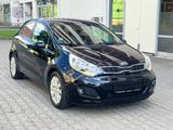 Kia Rio FIFA World Cup Edition - Kia Rio: Fifa World Cup Edition