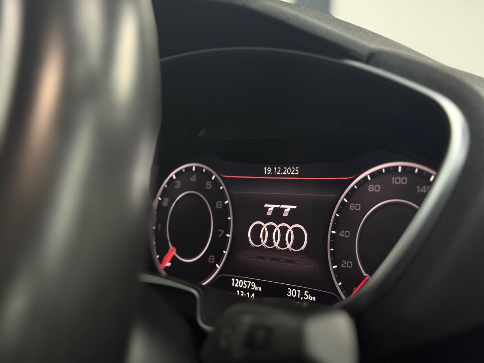 Audi TT Coupe 2.HAND*VIRTAUL TACHO*8-FACH*KEYLESS*SZH foto 36