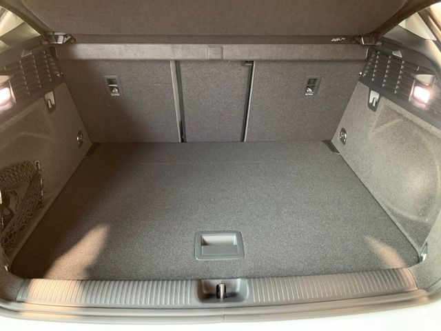 Q2 35 TFSI ADVANCED MATRIX+NAVI+AHK+STANDHZG