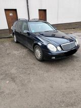 Mercedes-Benz Mercedes Benz W 211 E240 Kombi - Mercedes-Benz E 240: Kombi