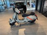Vespa GTV 300 mit Umbaukit Schutzbügel, Beinschutz, Sc - VESPA GTV