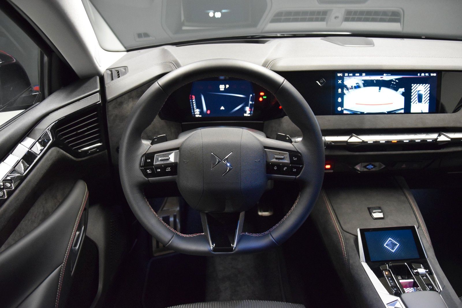 Fahrzeugabbildung DS Automobiles DS4 Performance Line Pure Tech 130 HuD Memory