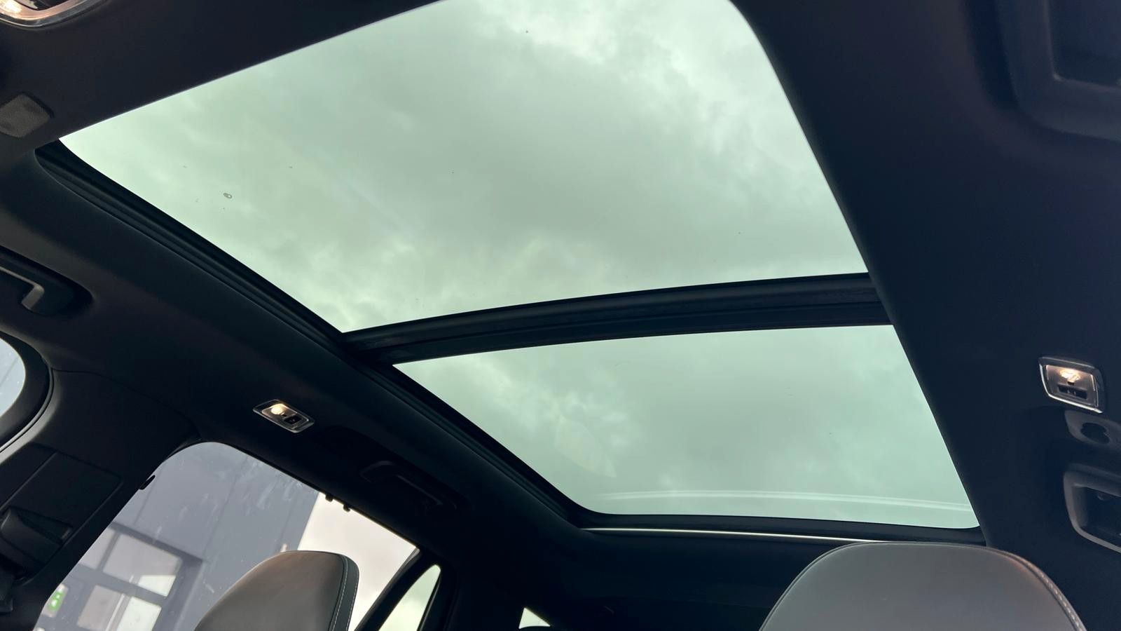 Fahrzeugabbildung Volvo XC90 T8 PHEV AWD R Design*360°*Massage*LUFT*B&W*