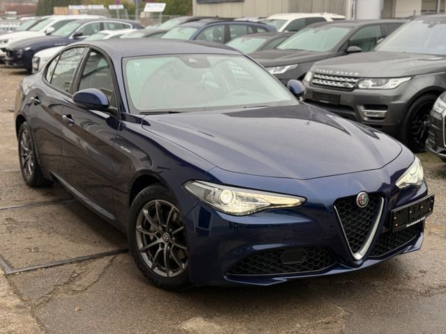 Alfa Romeo Giulia /2.Hd./Kamera/Navi/Bi-Xenon/53.000Km