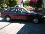 Ford Sierra Oldtimer - Ford Sierra mit Benzin-Antrieb: Limousine