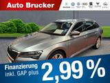 Skoda Superb Combi Premium Edition 2.0 TDI+Anhängerkup - Skoda Superb: Edition