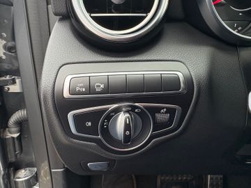 Fahrzeugabbildung Mercedes-Benz GLC 300 Coupe 4Matic AMG AHK RFK SHZ Night uvm