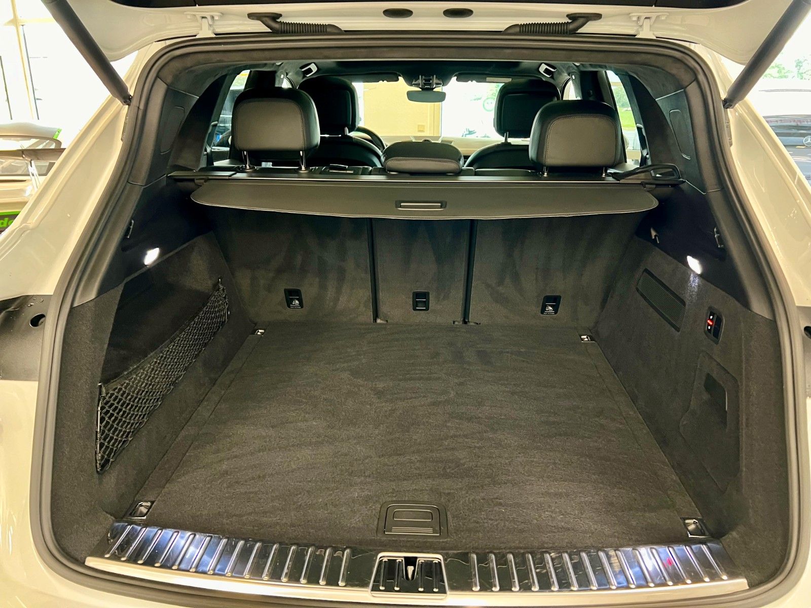 Fahrzeugabbildung Porsche Cayenne GTS Panorama, AHK, 21Zoll, SportChrono