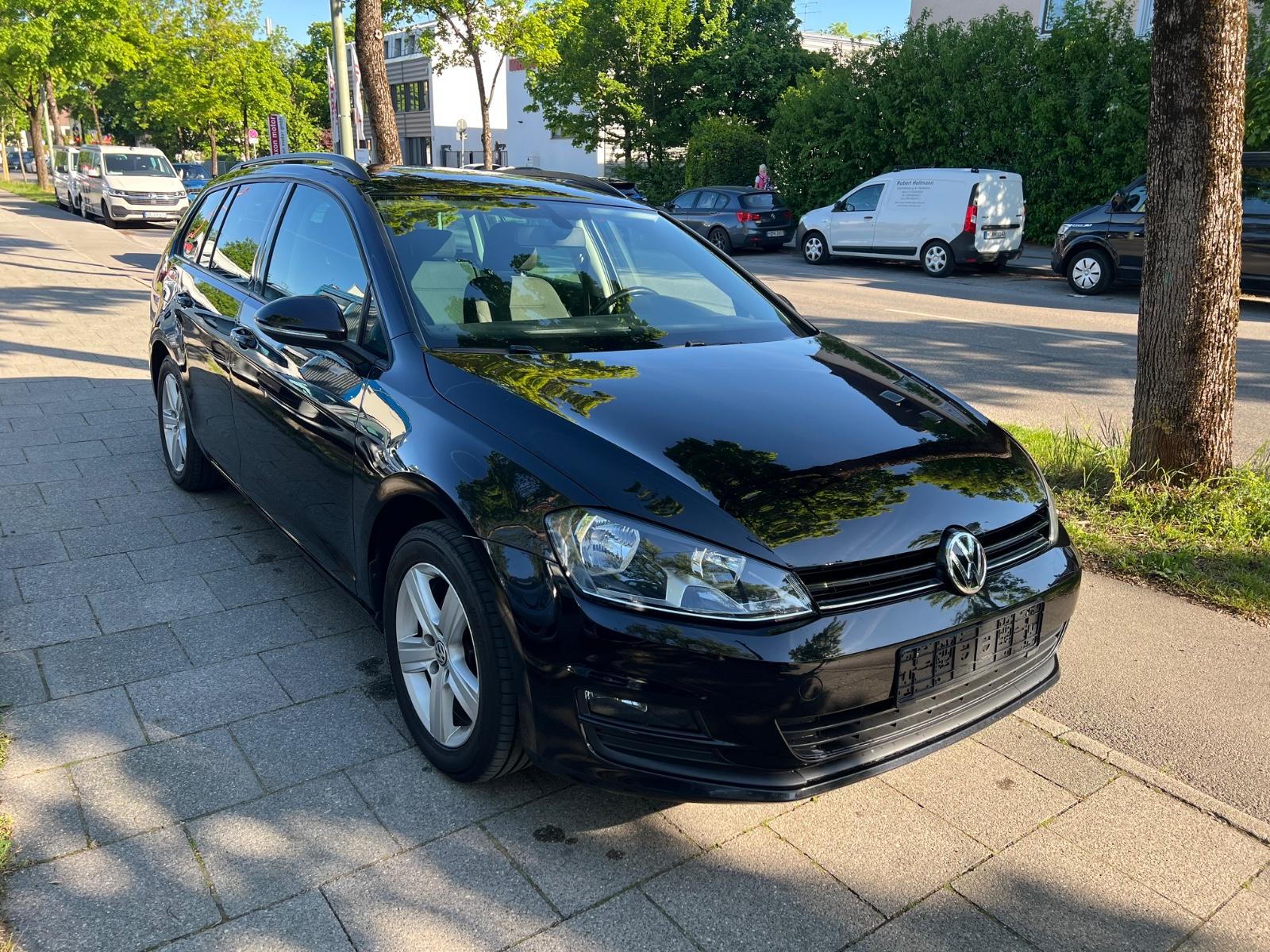 Volkswagen Golf VII 2.0 TDI  Comfortline  4Motion
