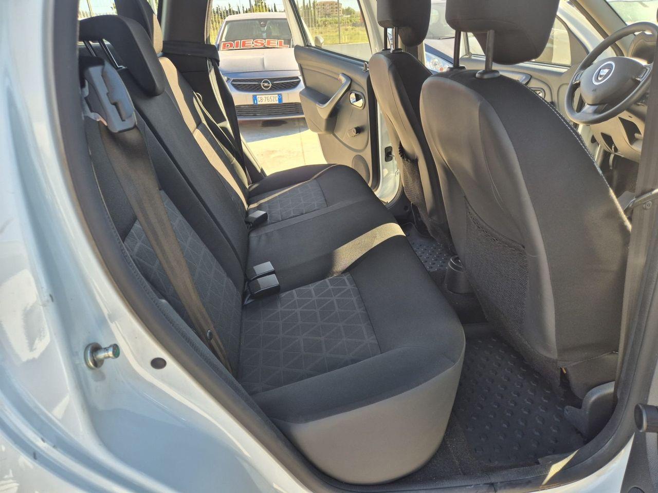 Dacia Duster 2015 — photo 10
