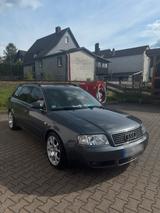 Audi A6 C5 1.8T Sehr gepflegt vieles neu - Audi A6 aus 2001: Kombi