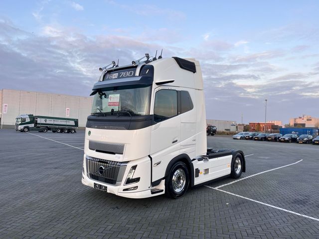 Volvo FH16 780 NEW, full air, Retrader, stand airco