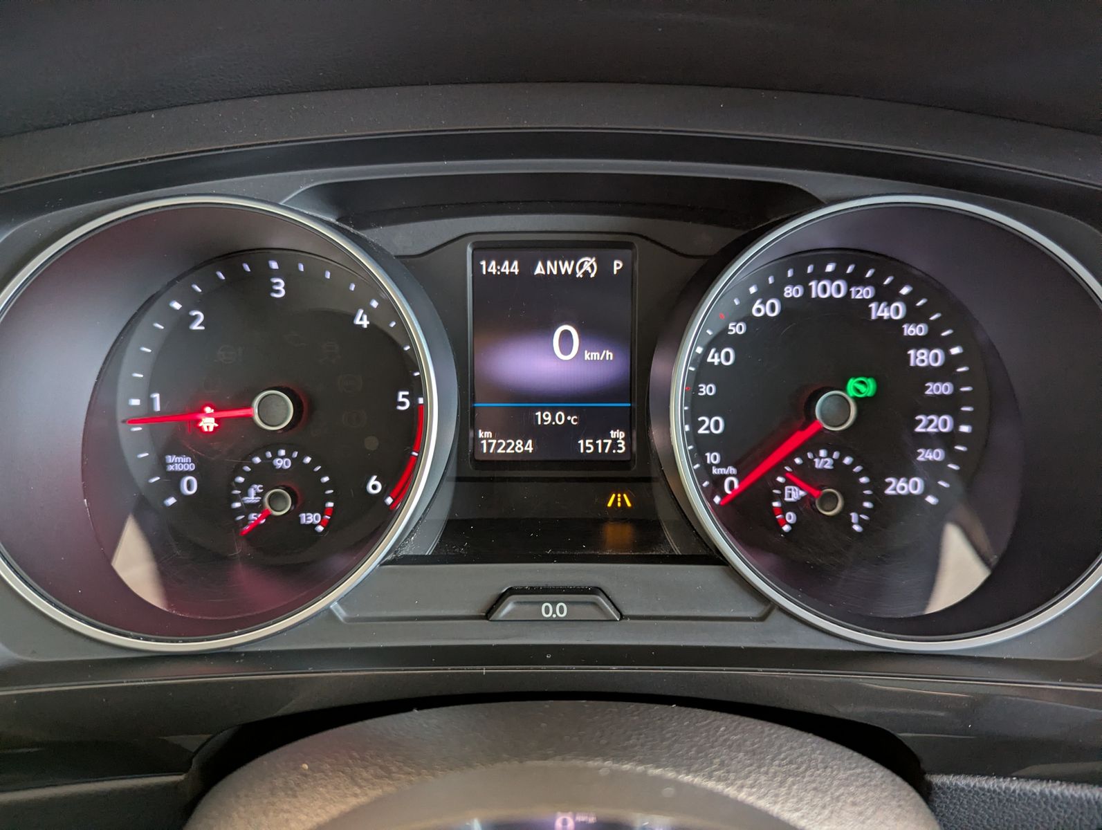 VW Tiguan 2.0 TDI DSG 4M 2x R-Line Pano HUD AHK 20" - Image 27