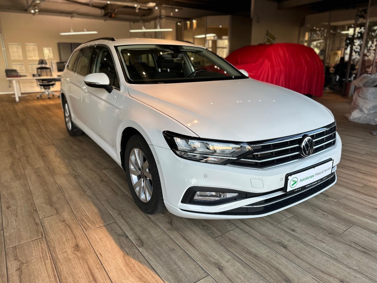 Volkswagen Passat Variant Business/NAVI/SHZ/TEMPOMAT/LED