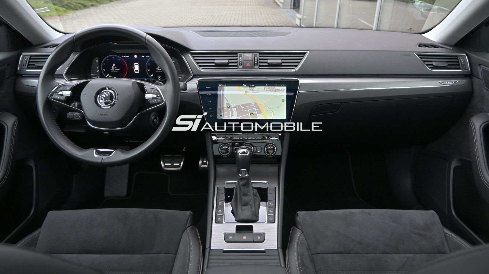 Fahrzeugabbildung SKODA Superb 2.0 TDI DSG 4x4 SCOUT Combi °ACC°AHK°STHZ