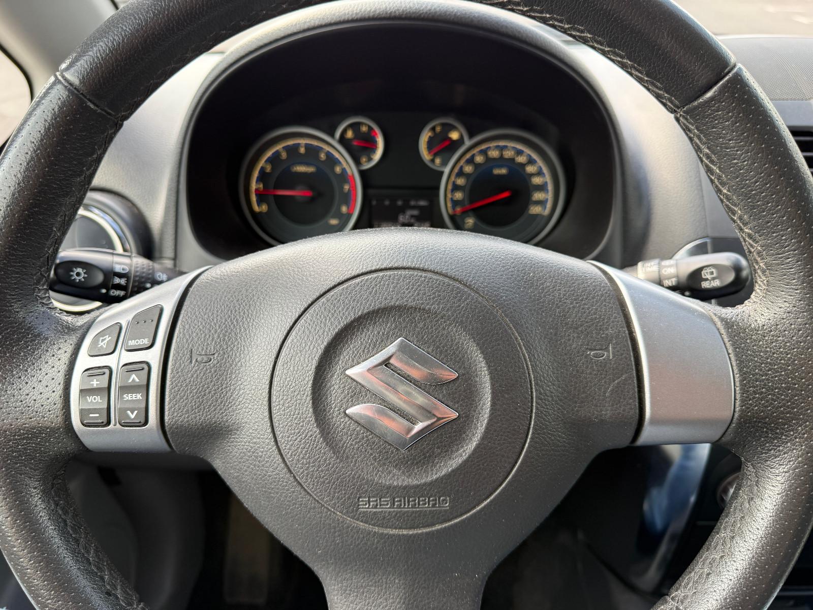 Suzuki SX4 Style 4x4+Klimaauto+SHZ+Temp+ZV+LM+