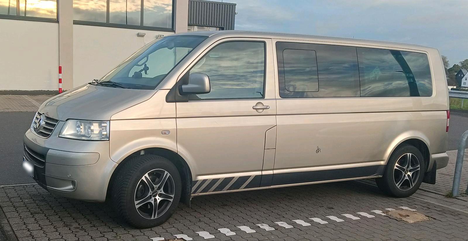 Volkswagen T5 Caravelle
