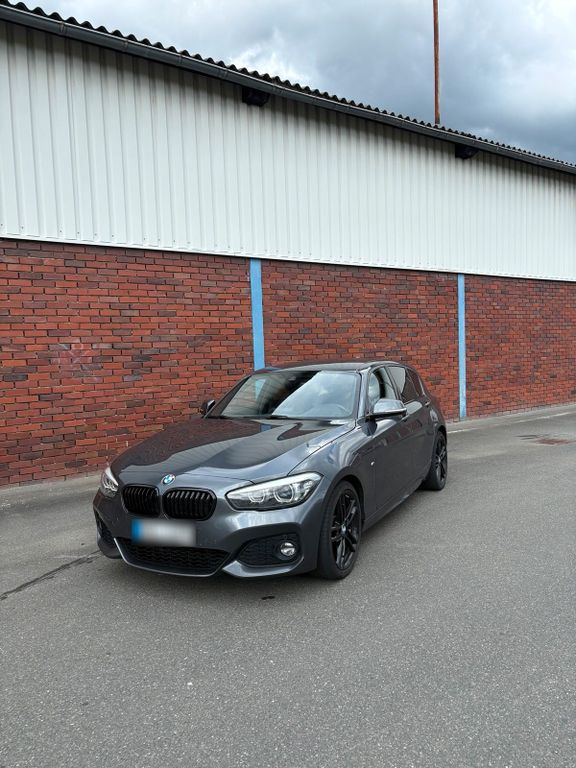 Image of BMW 120