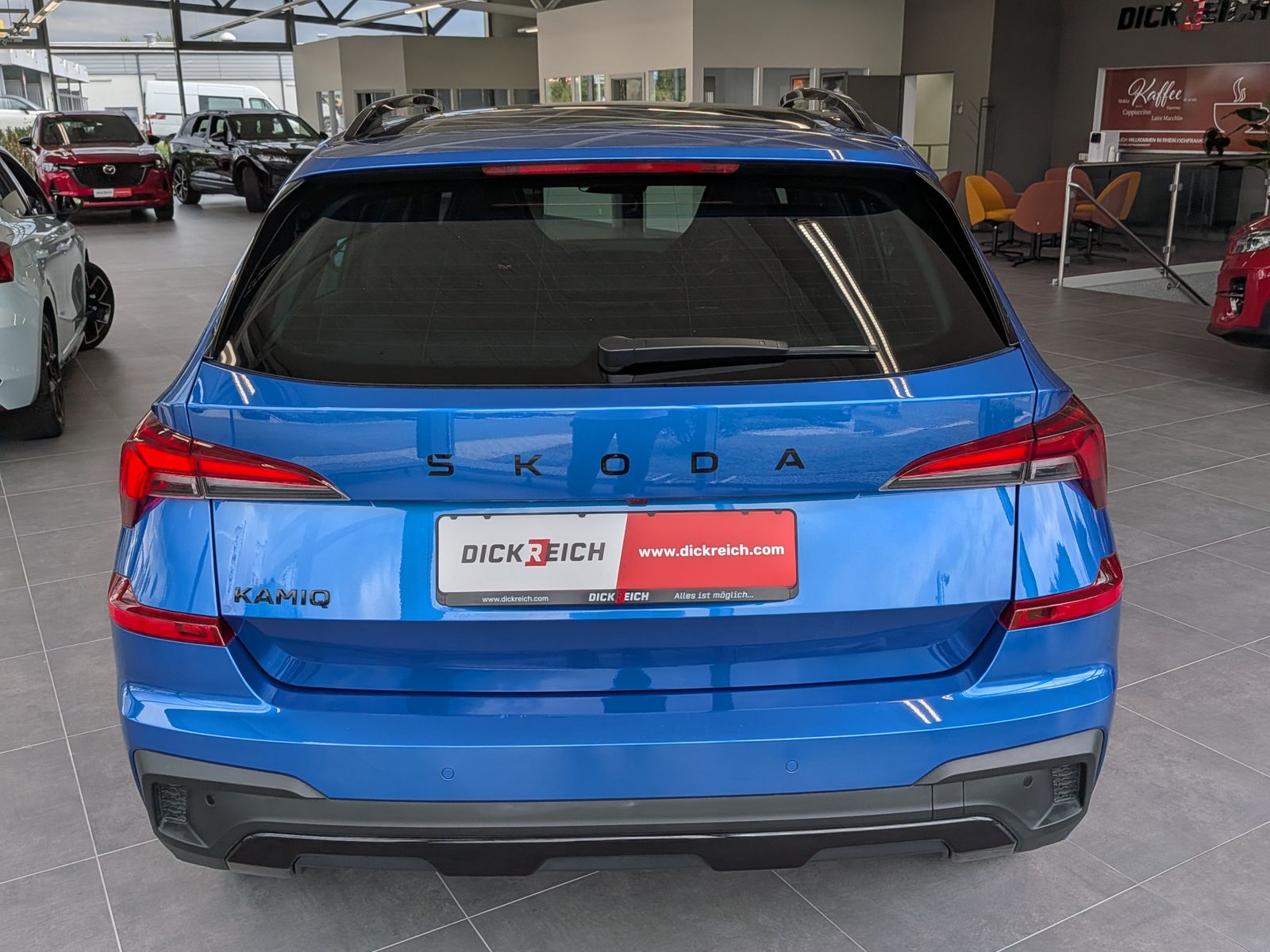 Fahrzeugabbildung SKODA Kamiq 1.5 TSI DSG Monte Carlo Pano Matrix 5J.GAR