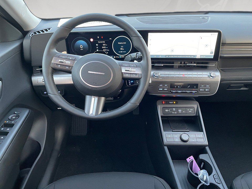 Fahrzeugabbildung Hyundai KONA Elektro 49kWh Trend Assistenz-Paket, el. He