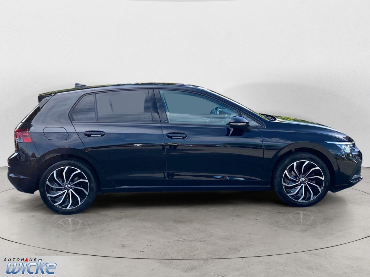 Volkswagen Golf 1.5 l TSI Active NAVI KLIMA LED SHZ PDC LM foto 5