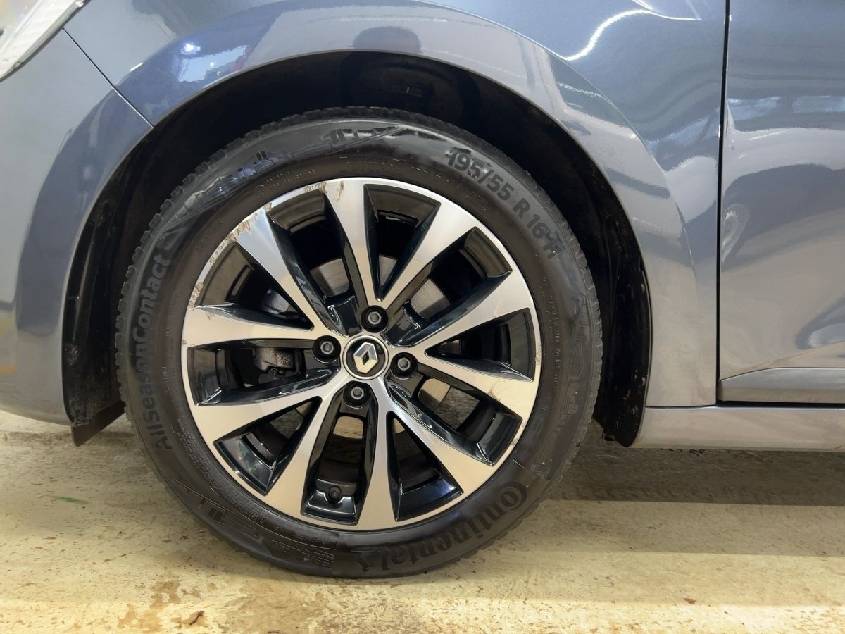 Renault Clio - Bild 17