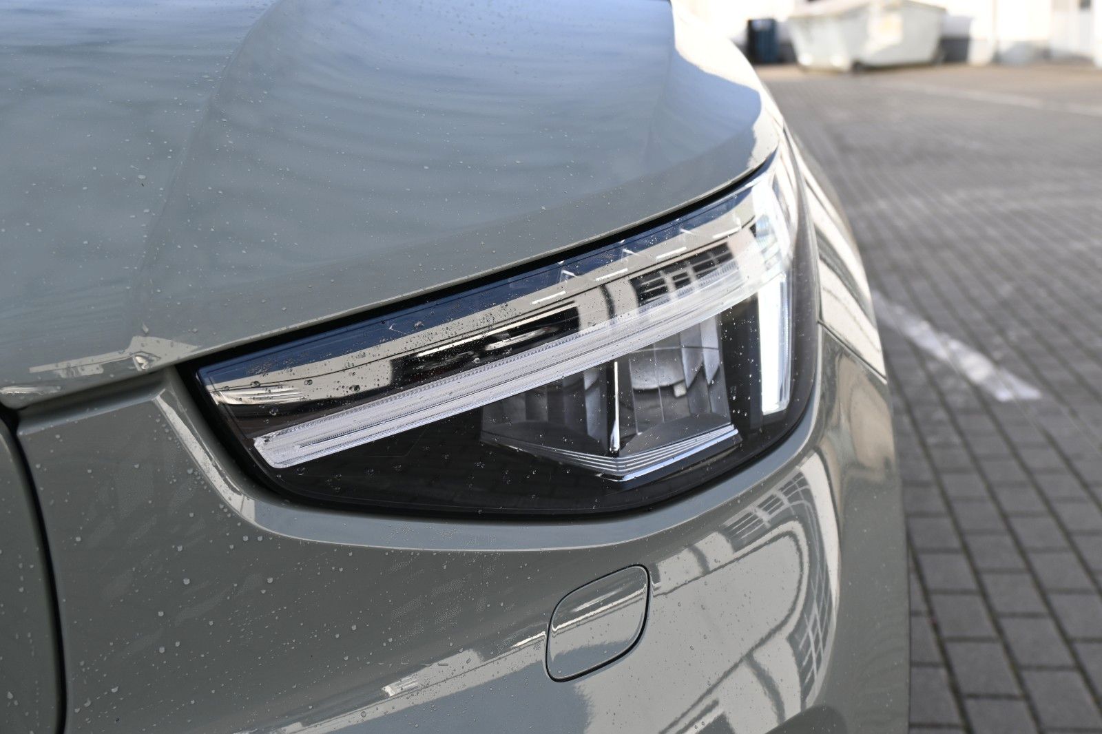 Fahrzeugabbildung Volvo C40 Ultimate Recharge Pure Electric AWD