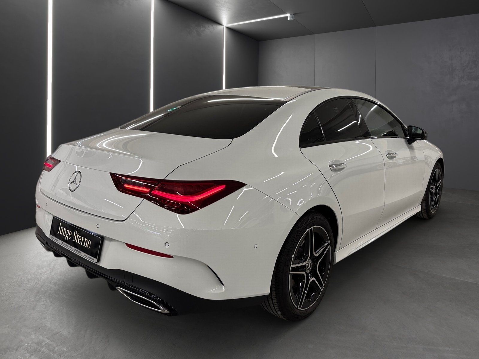 Fahrzeugabbildung Mercedes-Benz CLA 200 AMG*Pano*Night*Distronic*Totwinkel*360°*