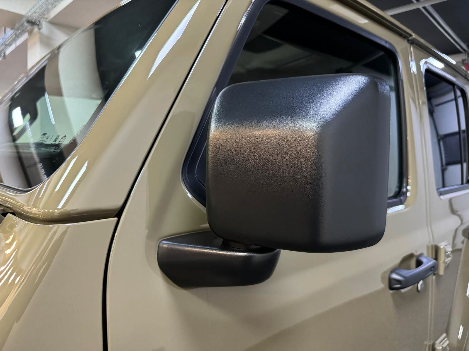 Fahrzeugabbildung Jeep RUBICON X 3.6L-V6-CAM-HARDTOP-35"