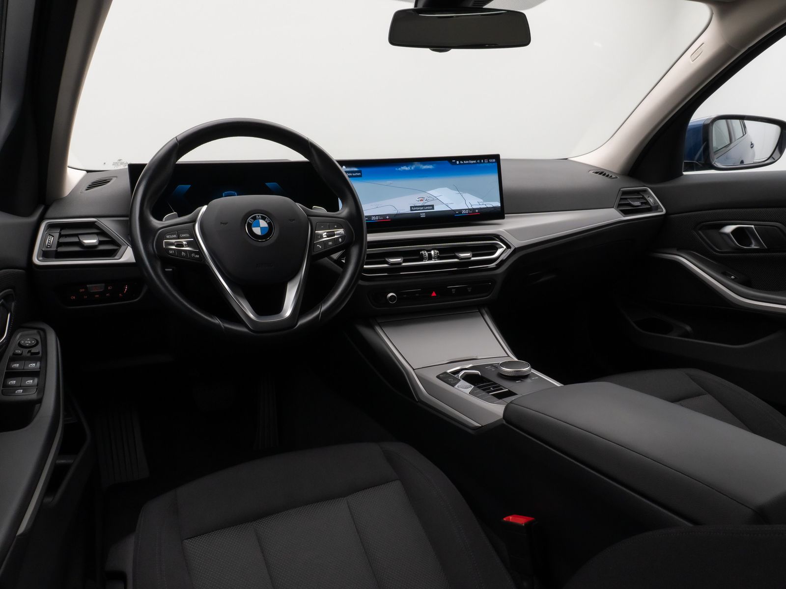 Fahrzeugabbildung BMW 318i DAB CockPit+ Widscreen Geschwindigkeitsreg