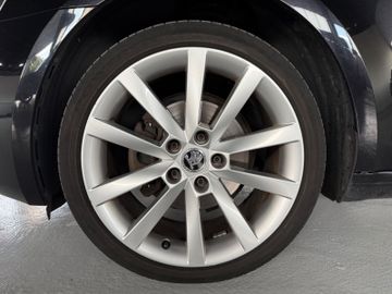 Skoda Octavia - 8