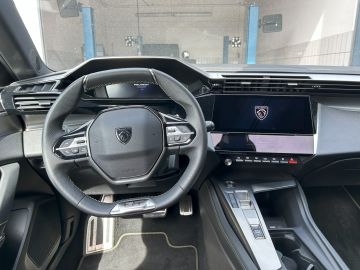 Peugeot 408 - 11