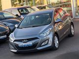 Hyundai i30 Trend 1,6/Klima*Navi*Kamera*Temp*Shz*Pdc - Hyundai i30 Trend mit Benzin-Antrieb