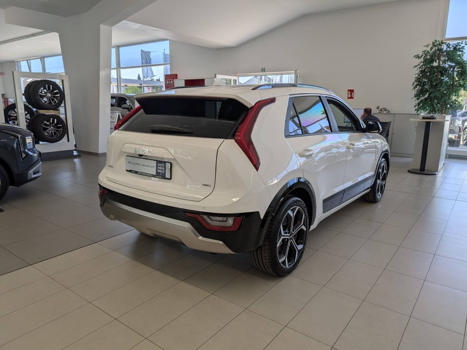 KIA Niro 1.6 HEV 129 DCT6 Spirit Relax 18-Zoll – Bild 4