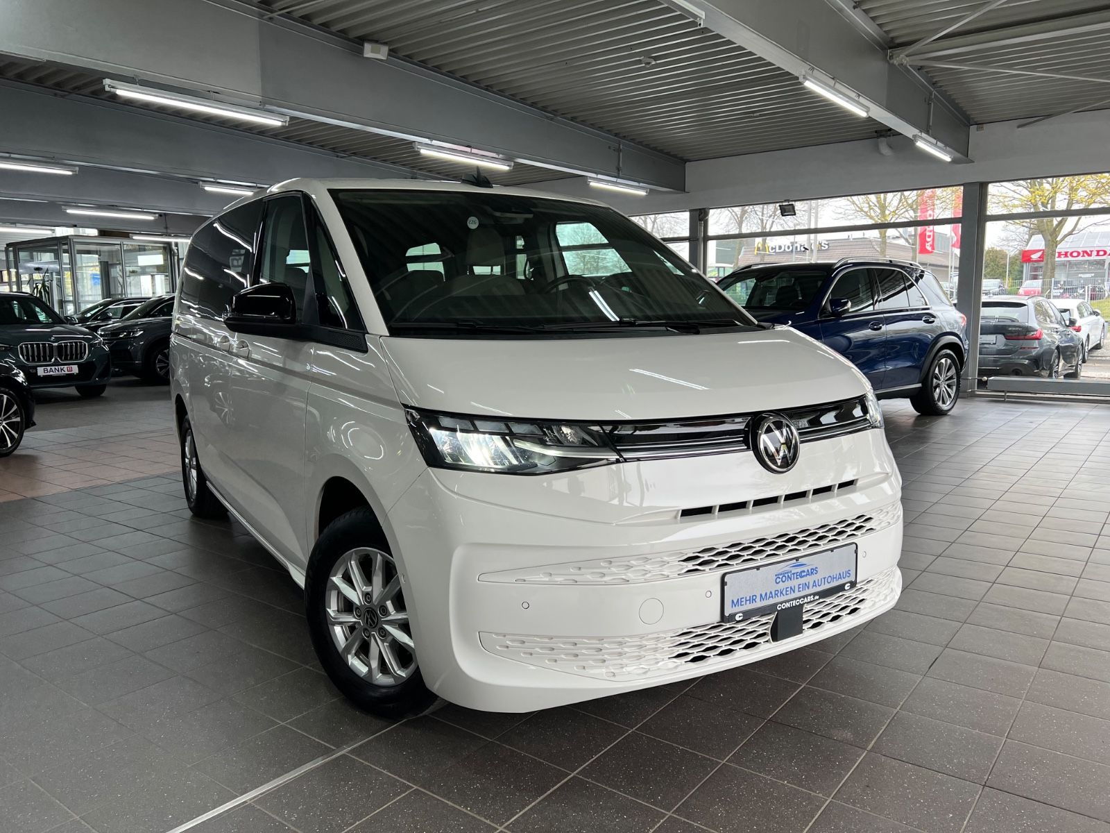 Volkswagen T7 Multivan 2.0 TDI Life Lang Easy Open+ACCCar2X
