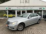 Mercedes-Benz Mercedes E 200 *TÜV-Neu*1-Hand*Tempomat*Navi* - Mercedes-Benz E 200