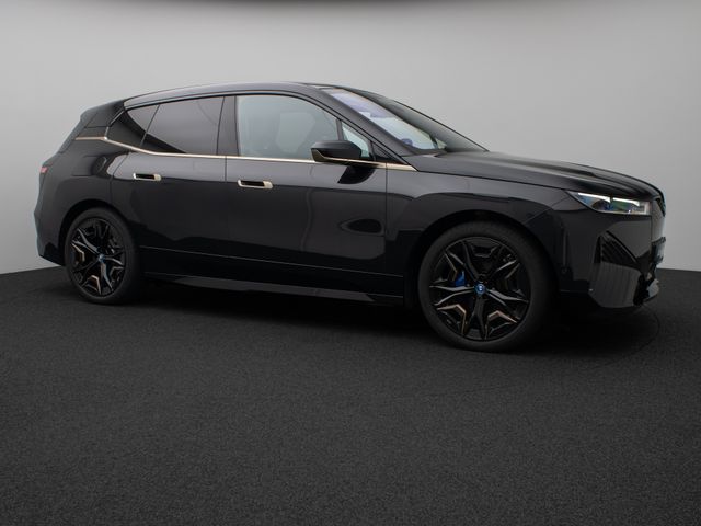 Foto Nummer 4: BMW iX